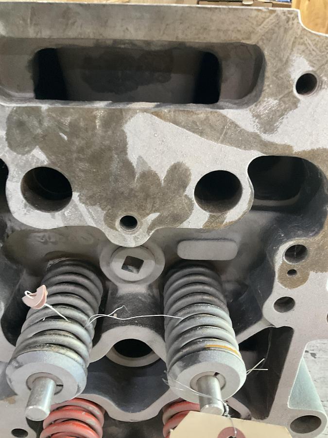 Used Waukesha VHP cylinder head 7042