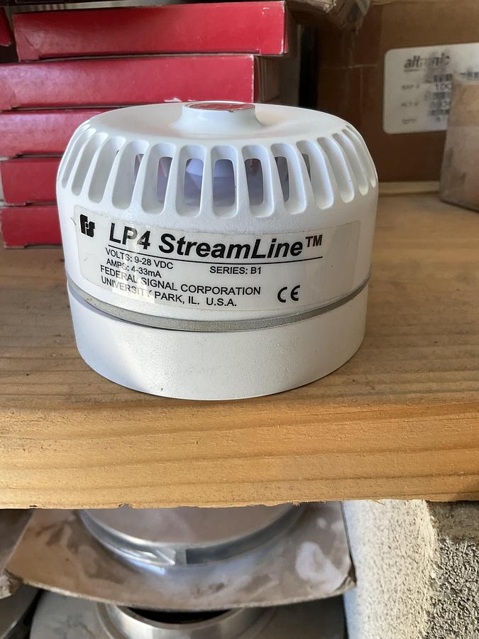 FEDERAL SIGNAL LP4 SER. B MULTI-TONE MINI SOUNDER NSNP
