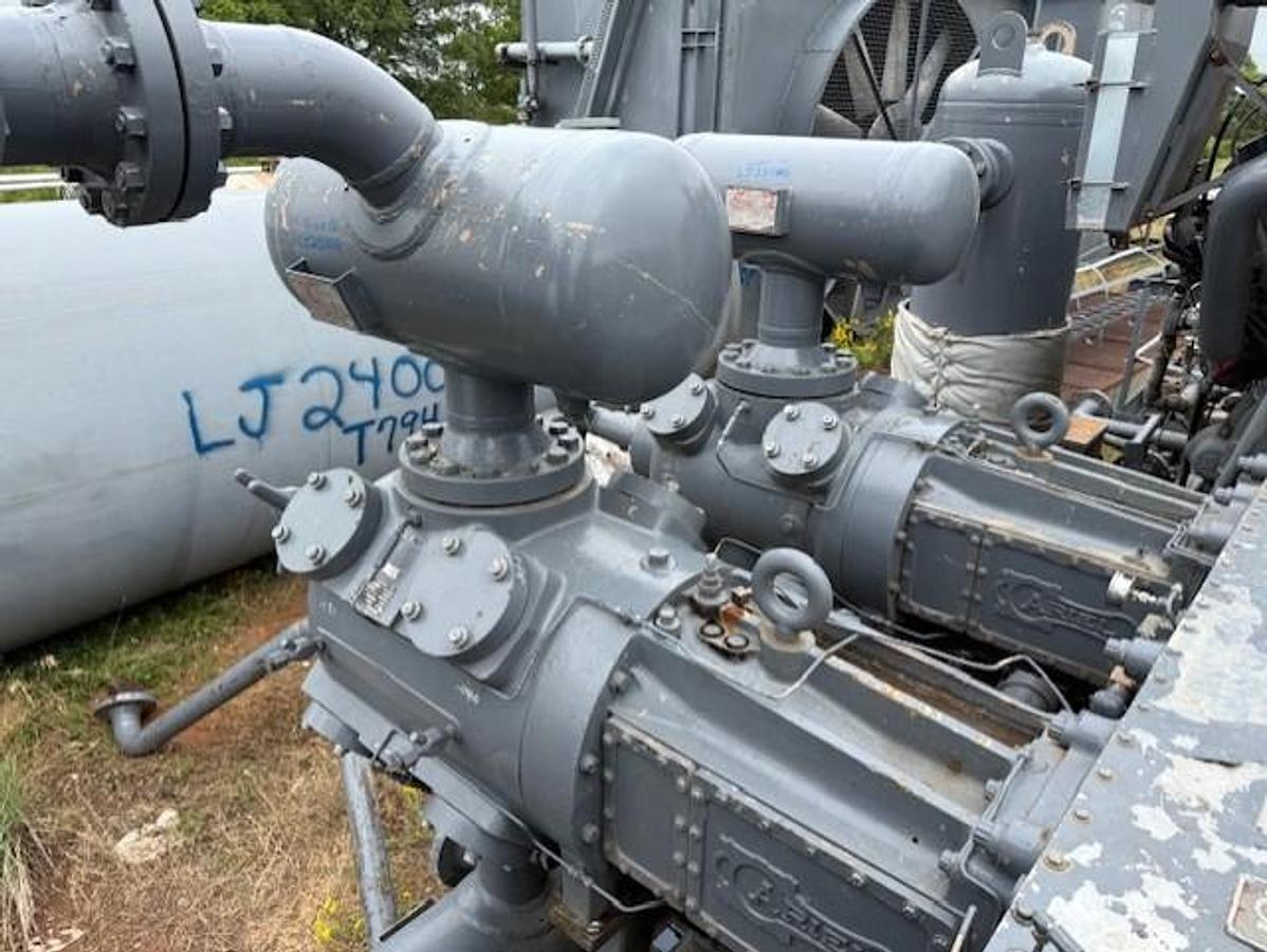 Used Waukesha L7044GSI / Ariel JGK-4 Three Stage Compressor Package SN F-17437 Size 13.625" x 13.625" x 9.625" x 6.75" with 156EH Cooler