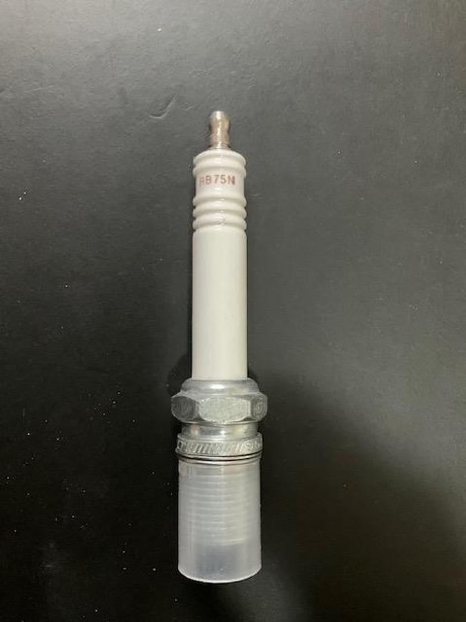 Used Champion 643 Sparkplugs PN RB75N