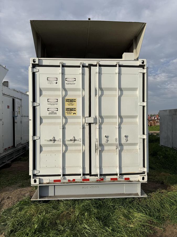 Used 400 HP / Gemini H304 Four Stage CNG Compressor Size 9" x 5" x 3" x 3" x 1.5" x 1.5" SN HSR-006550