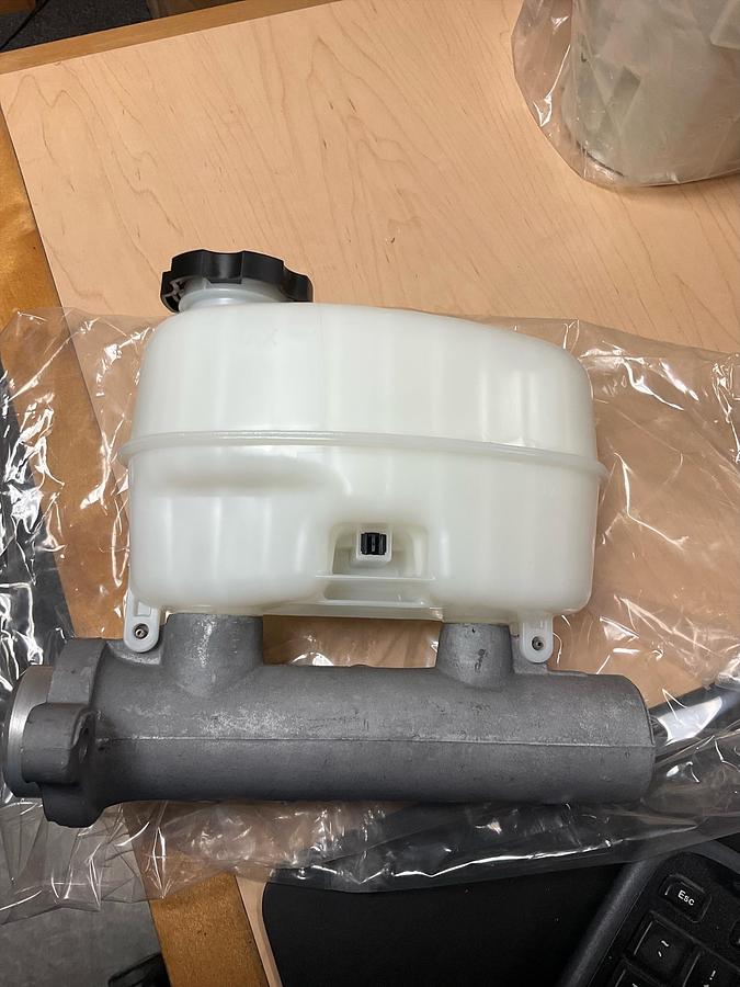 AC Delco Brake Master Cylinder PBR PN: 19209234