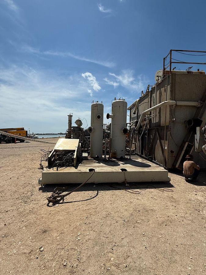 Used Waukesha L7044GSI / Ariel JGK-2 Compressor Package SN F-18820 Size 11" x 6.25"