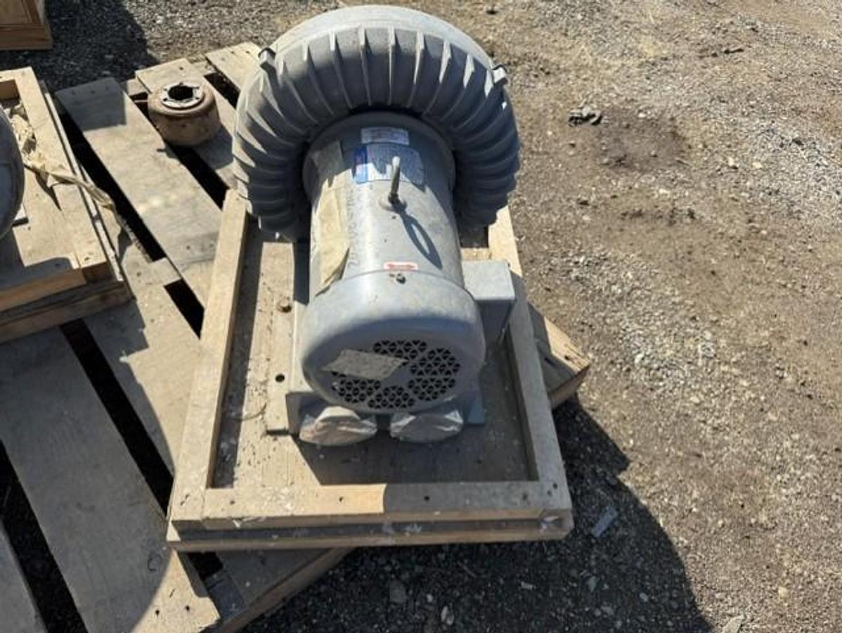 Used Spencer Vortex Blowers Model VB037B-000