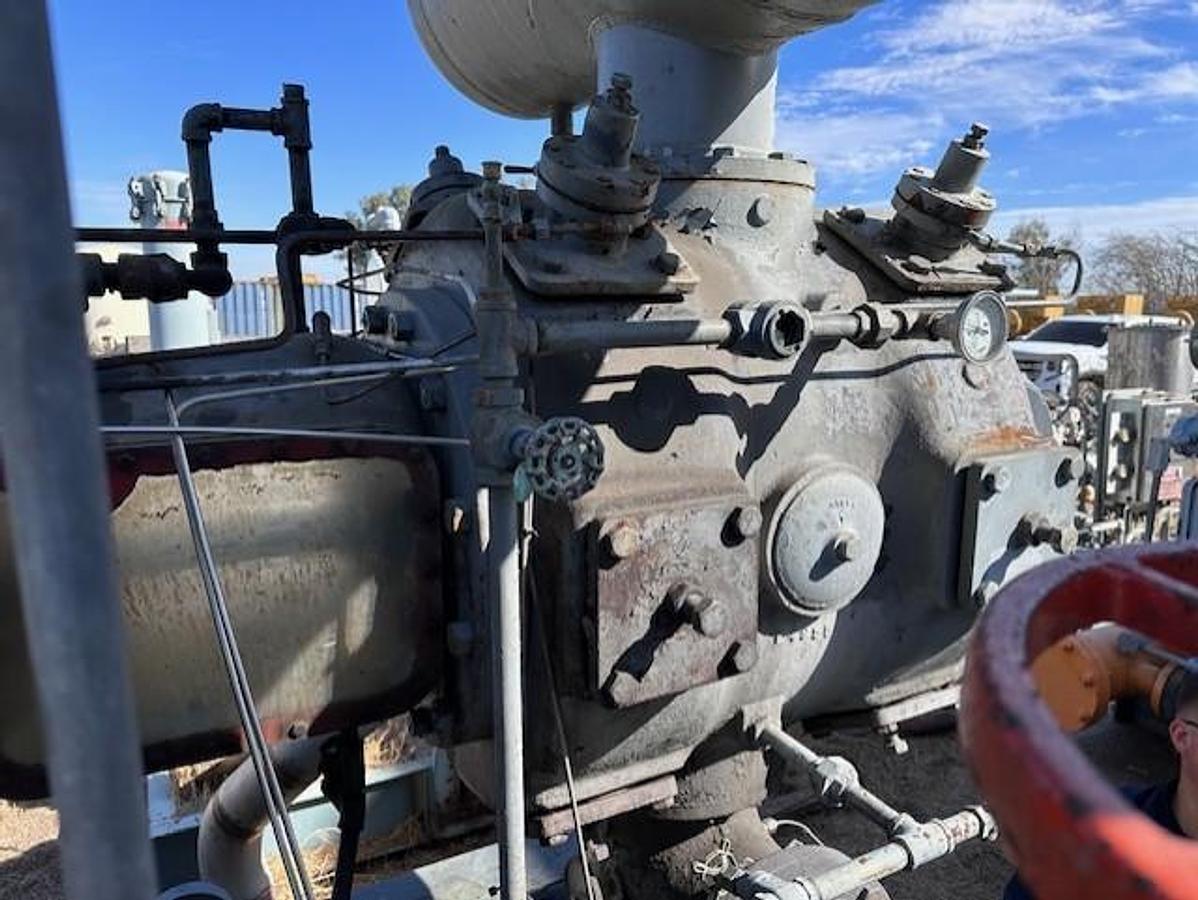 Used Cooper Pennsylvania HOF-2 SN 120840 Cylinder Sizes 18.5” x 10” x 9” stroke / 250 HP unit 