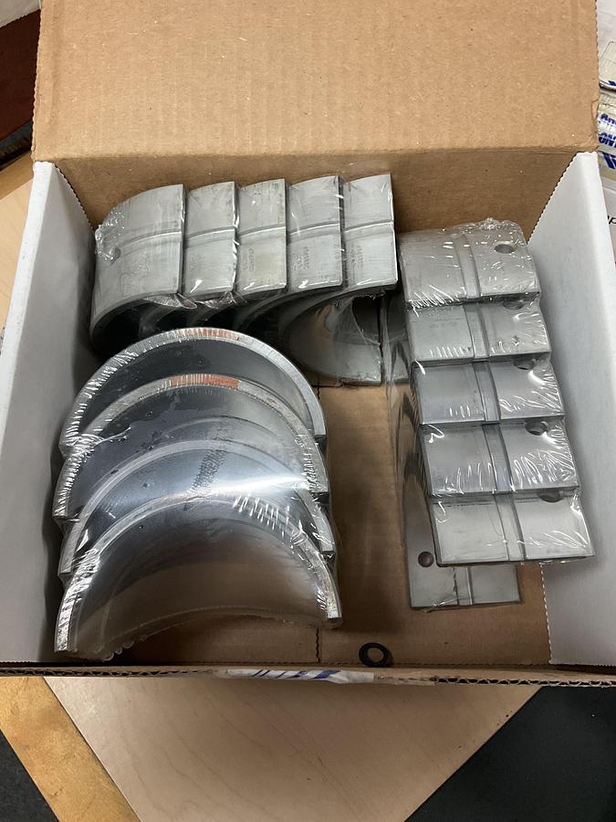 Arrow Main Bearing Set STD F1197 PN: HW918225