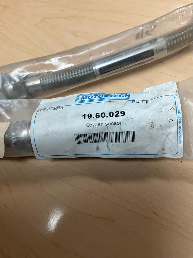 Used MotorTech Shielded Oxygen Sensor PN-19.60.029