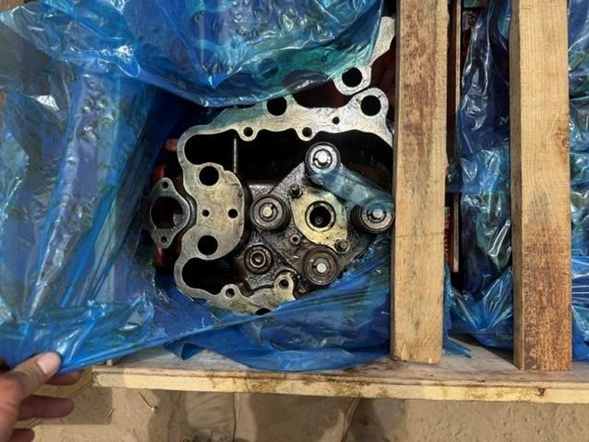 Used Waukesha L5794 Cylinder Heads PN AD205002F