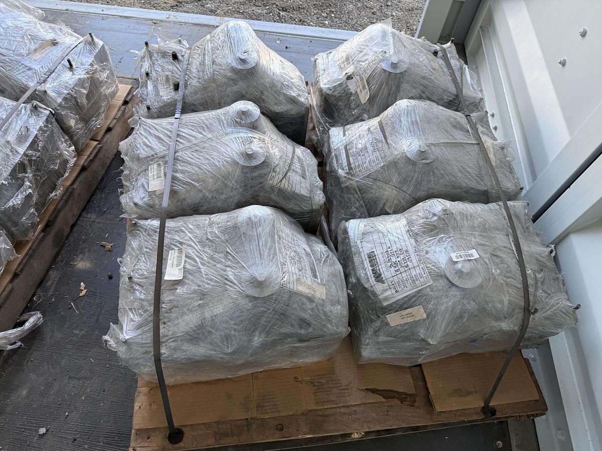 Used White Superior 8G825