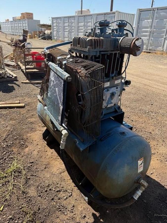 Used Quincy 350 / 10 HP Air Compressor  SN 6212011