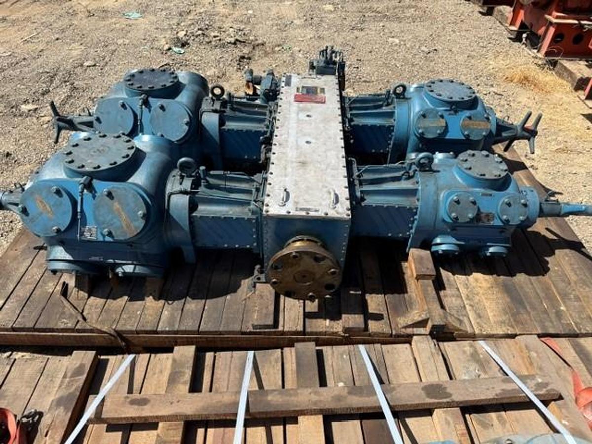 Used Ariel JGJ-4 Compressor Frame SN F-30727 with 11” x 11” x 9.25” x 5.125” Cylinders