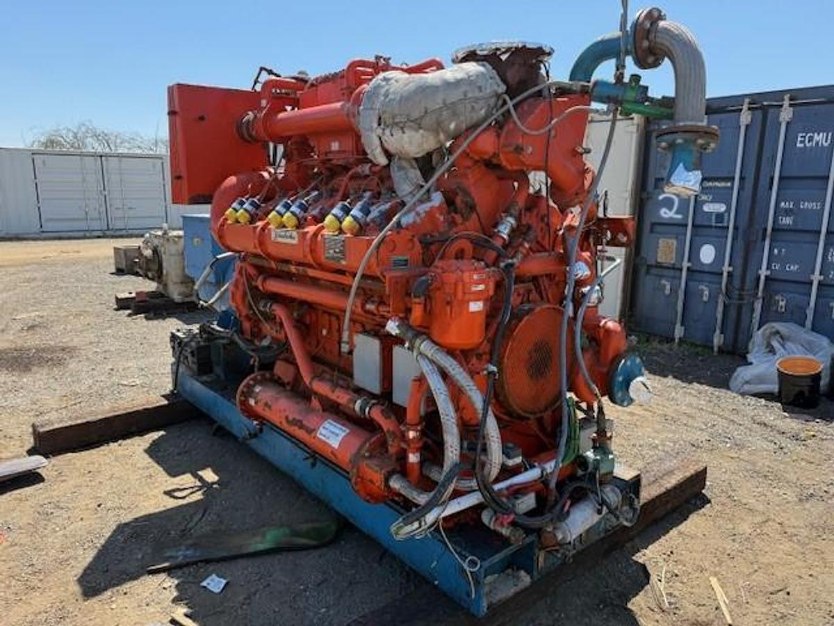 Used Waukesha L36GSID / Leroy Somer 550 KW Natural Gas Generator Set SN C-17682/1