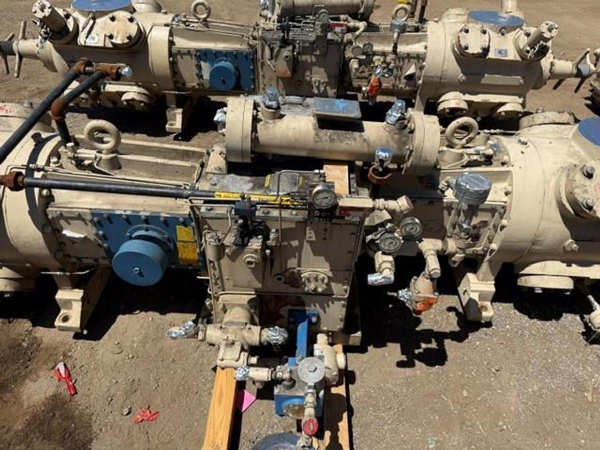 Used Ariel JGT-2 Compressor Frame SN F-29828 with (2) 8.375” JGT 1895 # Cylinders 