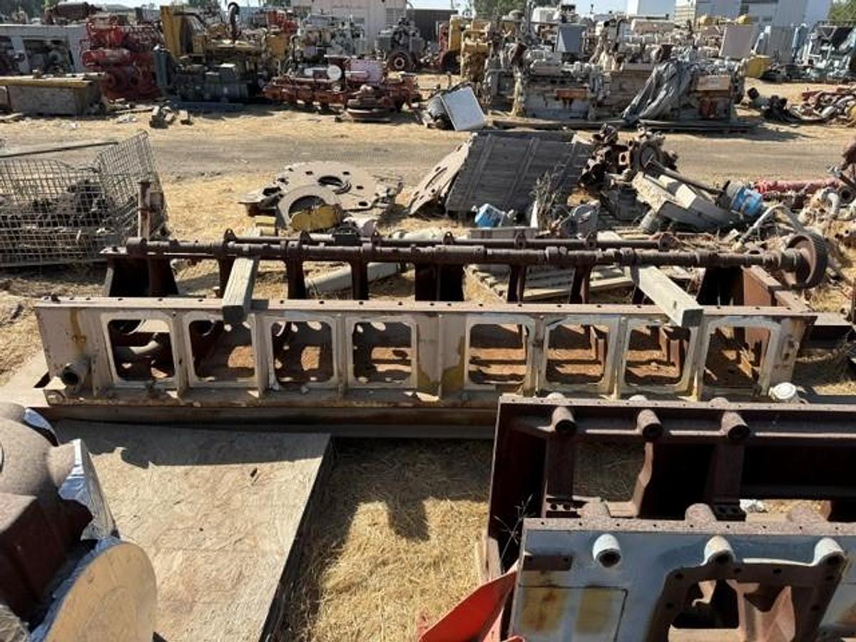 Used Waukesha 9390 oil pan