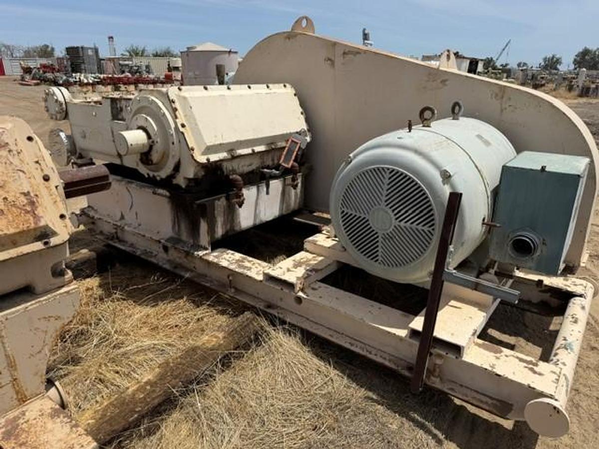 Used 300 HP GASO 5885 Pump Size 2.75” x 5” SN 46639