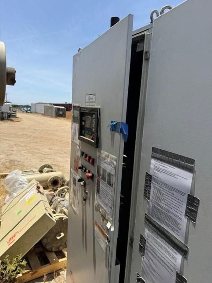 Used Ingersoll Rand 725 HP / PS4 3300M NL PET Compressor Package SN PSN9184