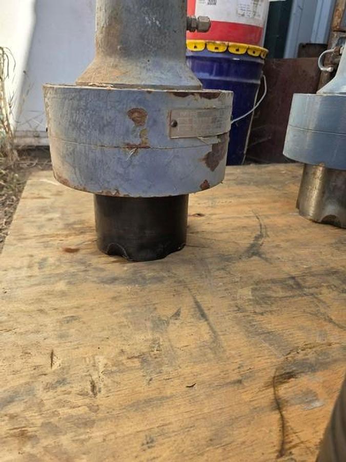 Used  Ariel 5.135 RJ Cylinder C-30444 