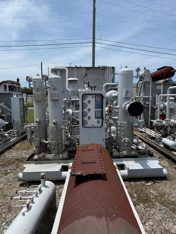 Cat G3408TA SN 6NB04803 / Ariel JGJ-2 SN F-29256 Three Stage Compressor Package Size 9.75” x 6.375” x 3.875” with 84BEH Cooler 