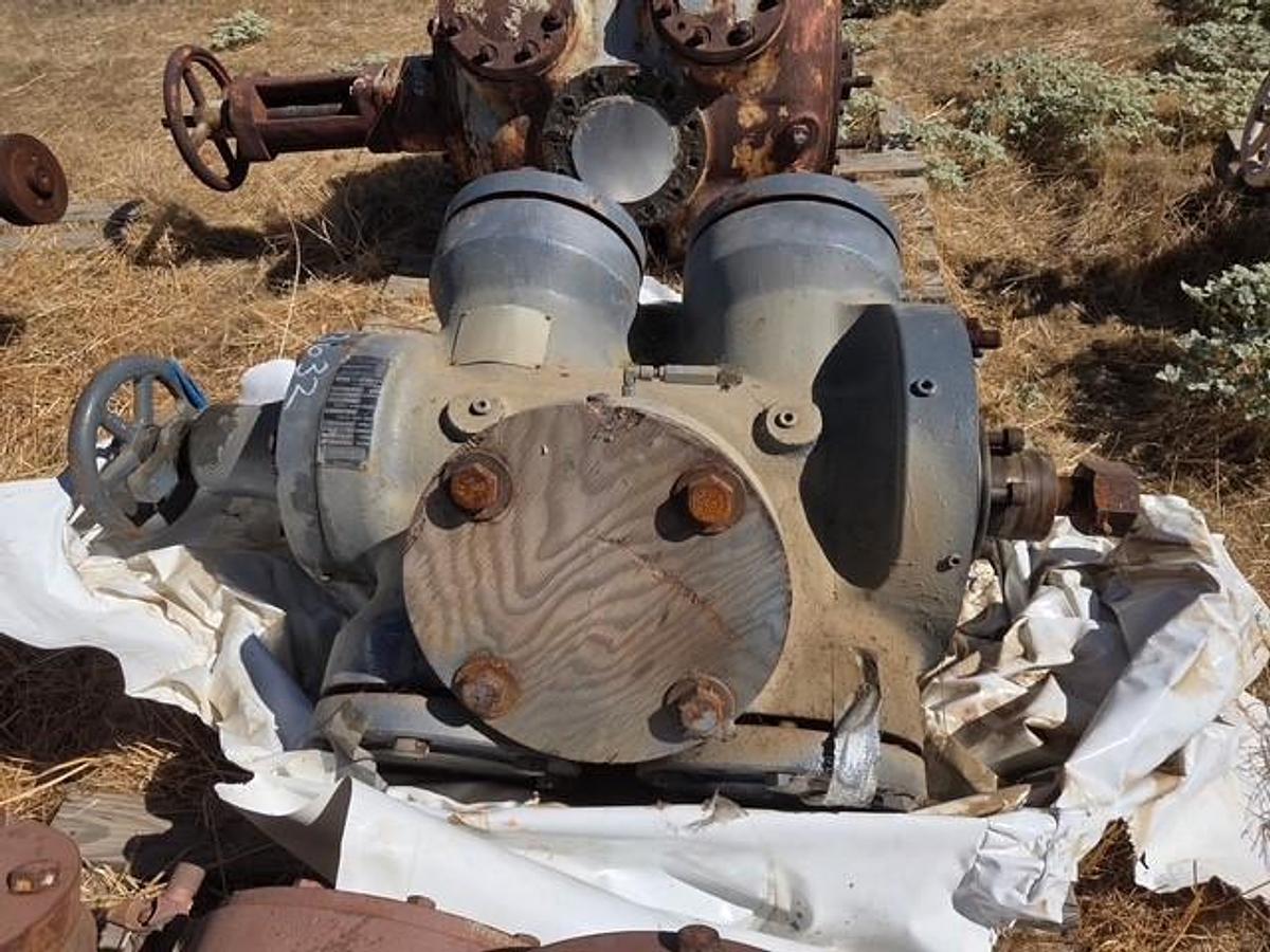 Used White Superior 408CC Cylinders 323632