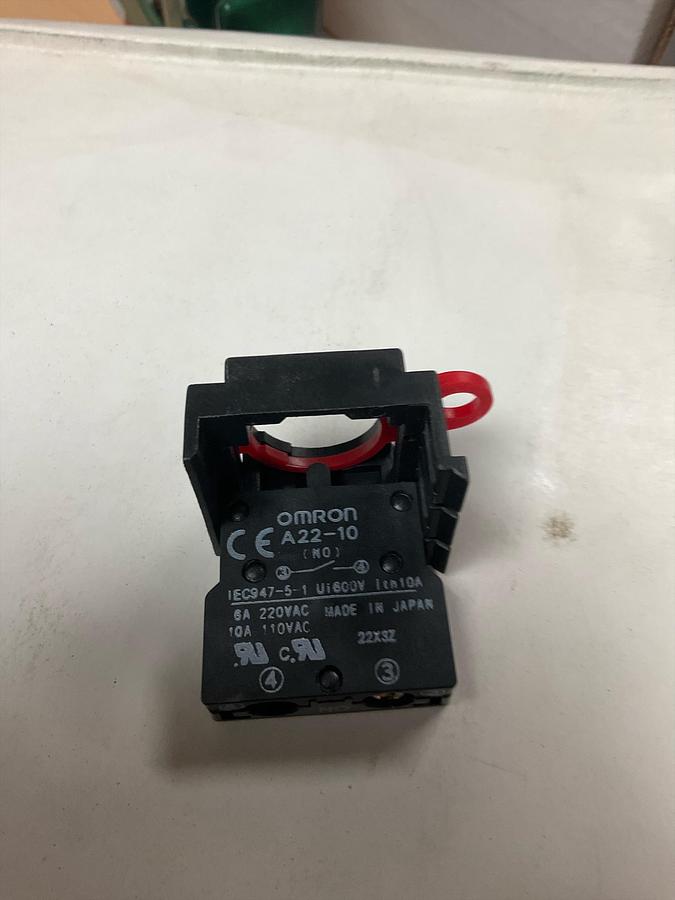 Omron Black Momentary Push Button PN: A22-10