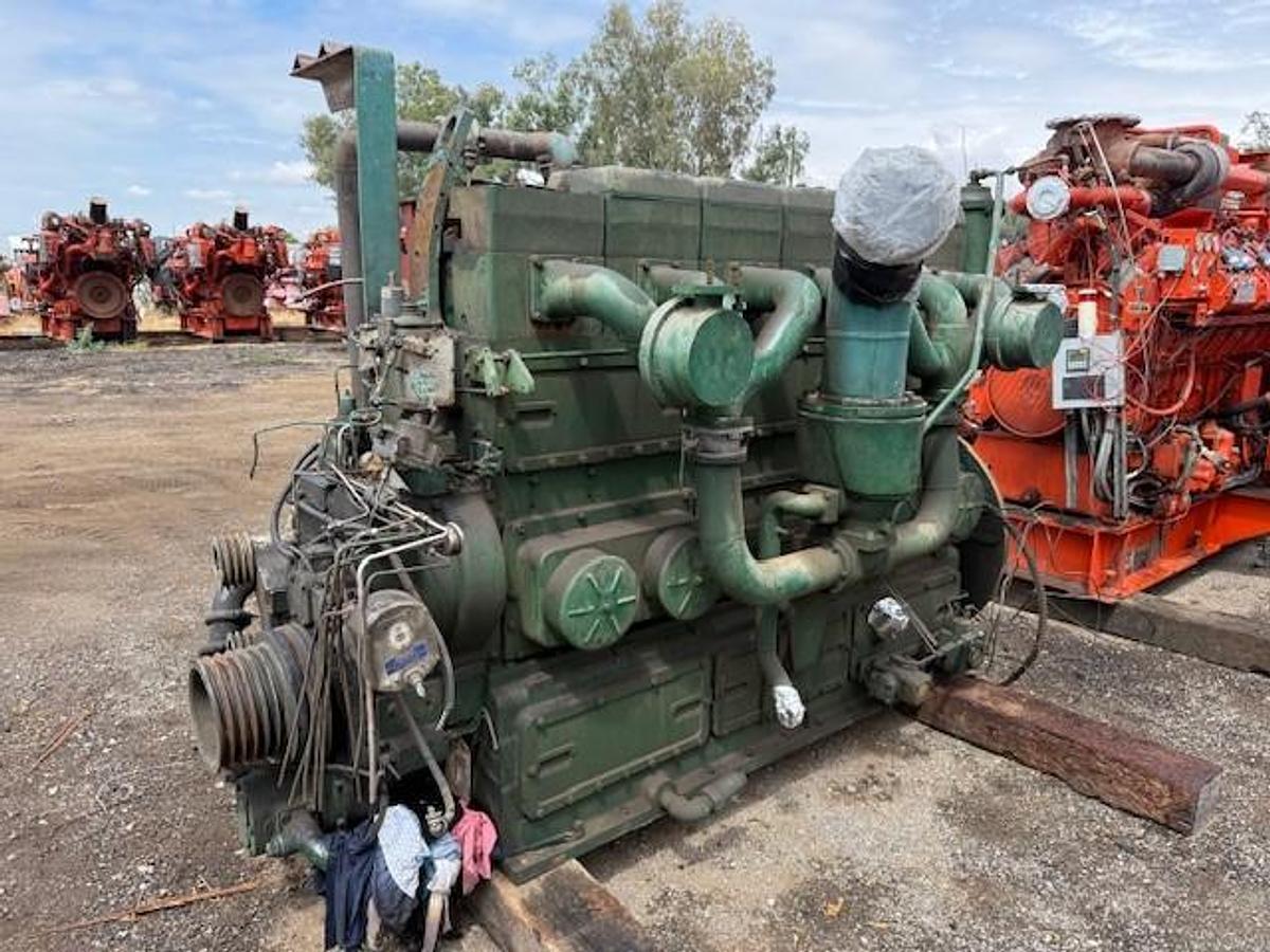 Used White Superior 6G-825 Engine SN E031012