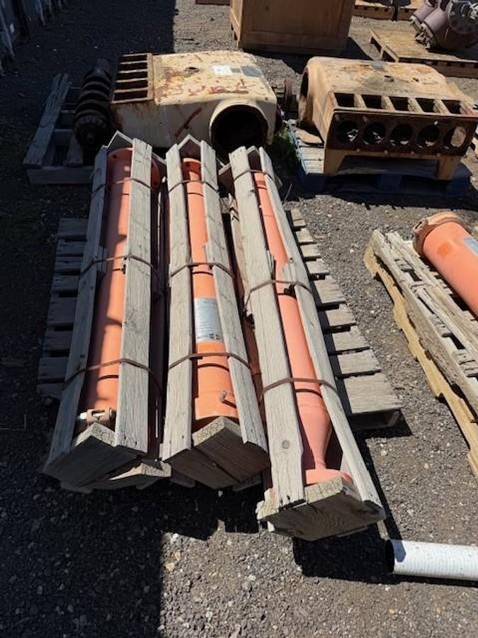 Used Status Flow SFVS1506F600N Pulsation Dampners qty 3 New 150 psi