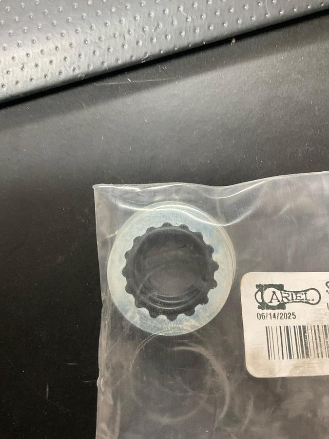 Used Ariel STAT-O-SEAL,NBR, 3/4 DIA PN: FW0550IA