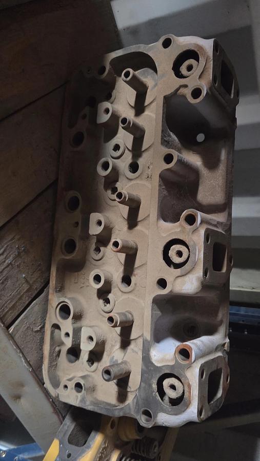 Rebuilt Waukesha 1197GU Gas Engine Head PN 126402C