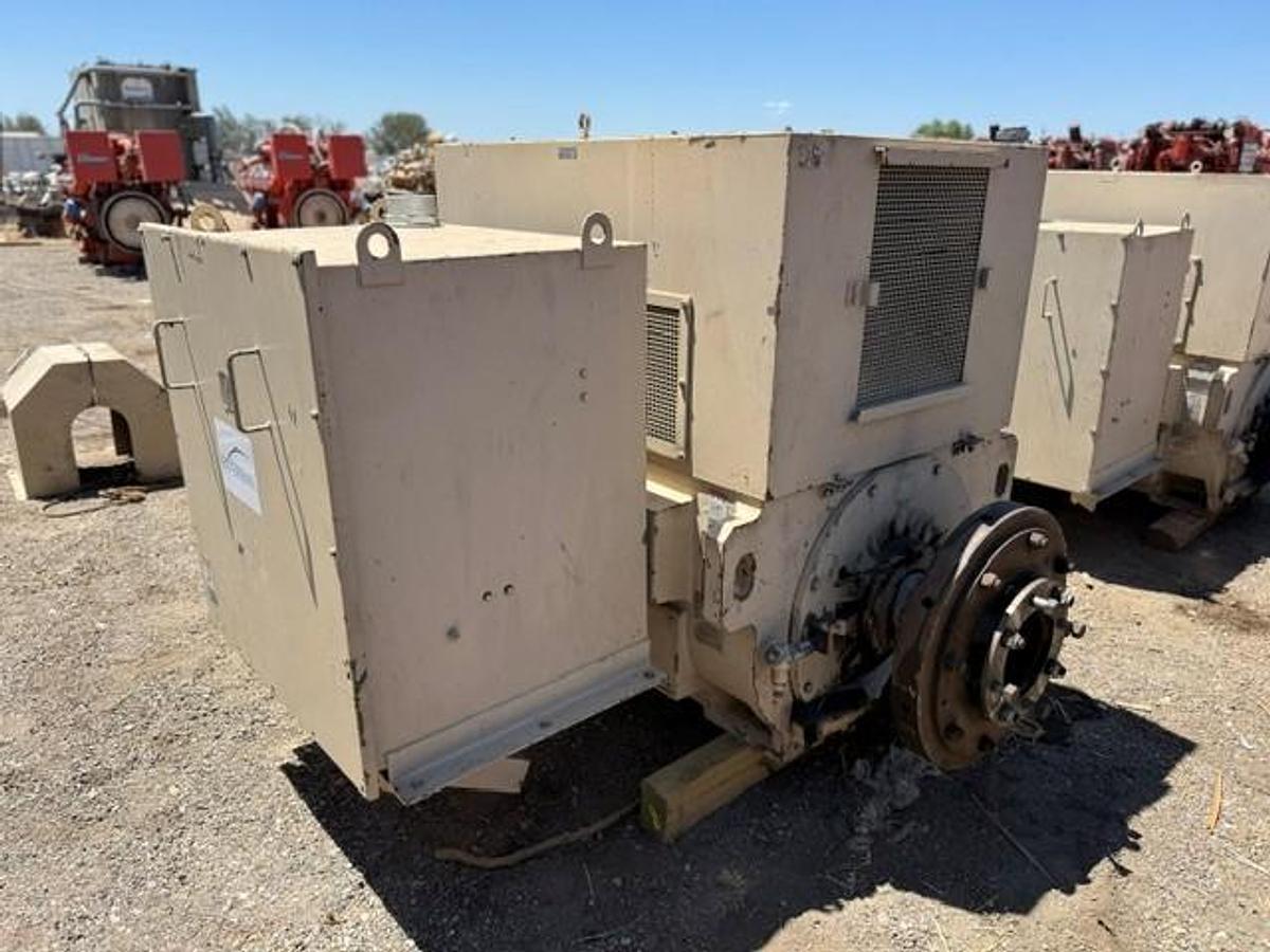 Used Toshiba 800 HP / 1180 RPM / 4160 Volt Electric Motor SN 080100056