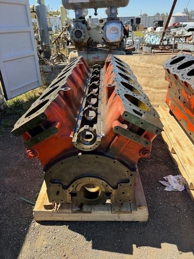 Used Waukesha L5794 Engine Block SN C-94908/4