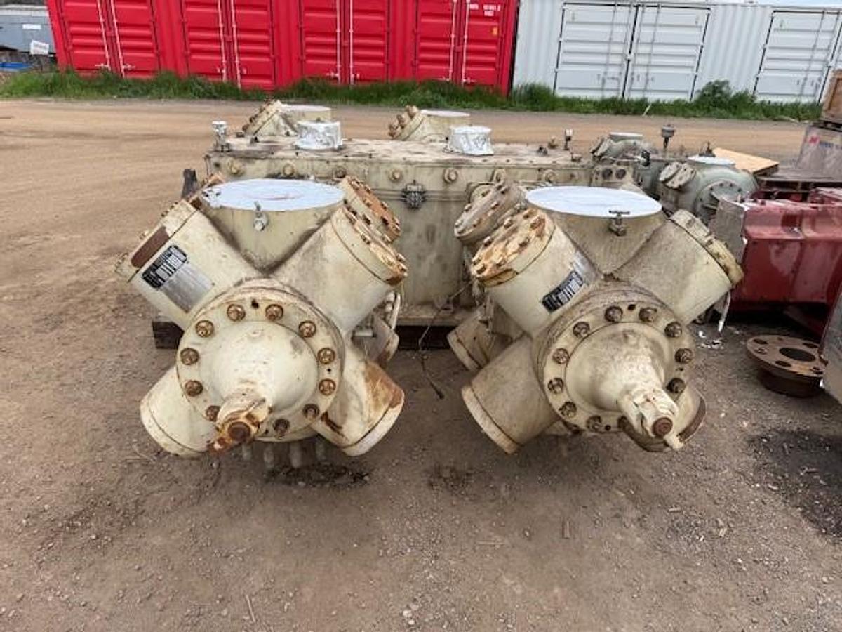 Used White Superior MH-64 Compressor Frame SN 336670 and 9.5" x 9.5" x 5.75" x 5.75" cylinders