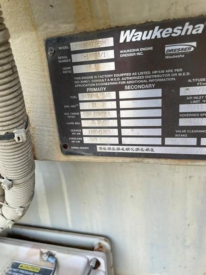 Used Waukesha L7044GSI ESM S/N C-16954/1 / Ariel JGD-4-2 Stage S/N F-28954 Size 13.625" x 13.625" x 7.875" x 7.875"