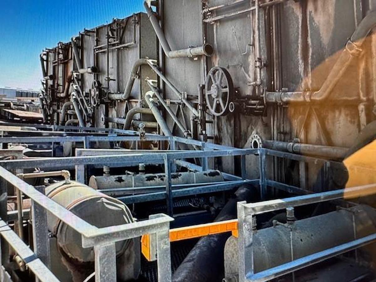 Used Waukesha Model 7042GSI ESM/Ariel Model JGK-4-3 Stage S/N F-31917 7 Cylinder Sizes 15 3/8 x 15 3/8 x 10.5 x 7 1/4 x 5.5" Stroke 