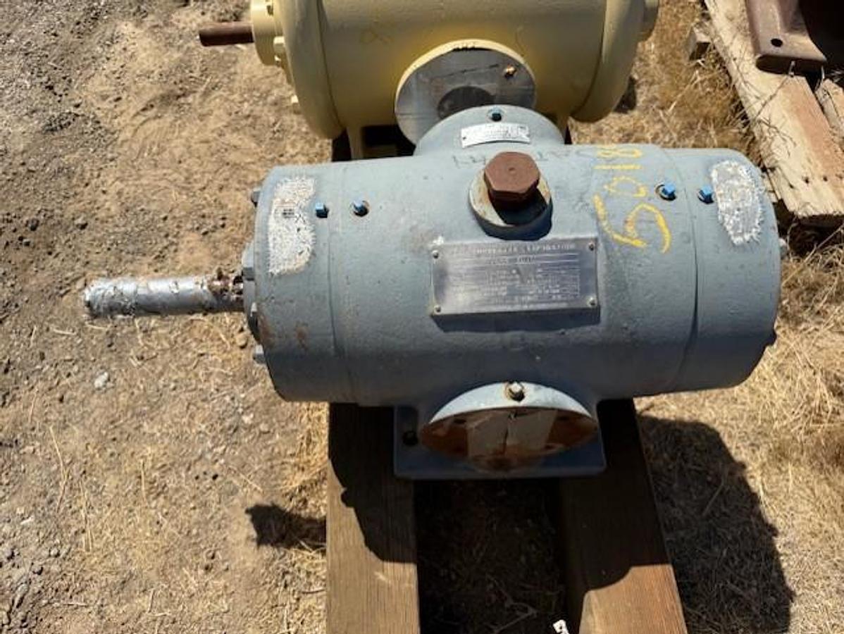 Used AC RoFlo 7DB Rotary Vane Compressor SN 4002-79521-1