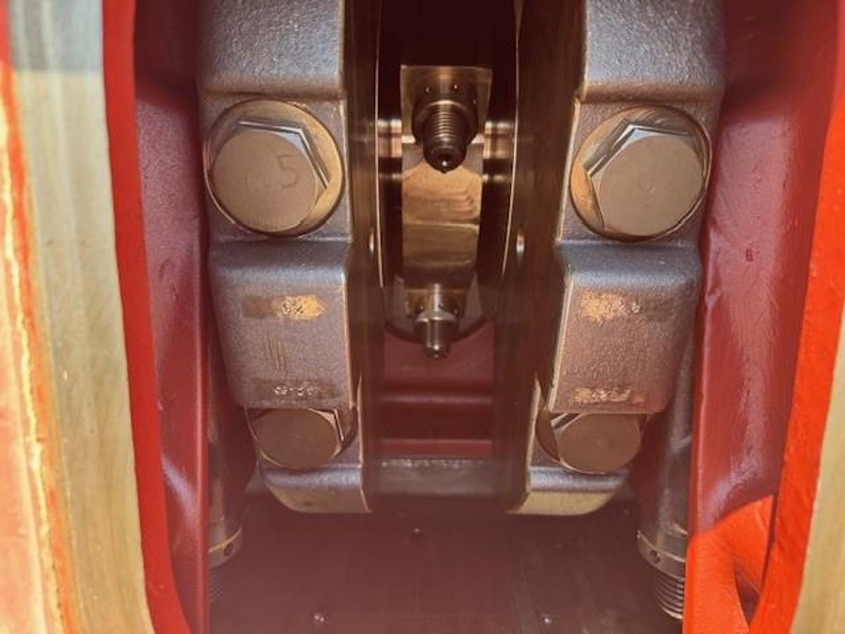 Used Waukesha 8LAT27GL Natural Gas Engine SN: C-80393/01