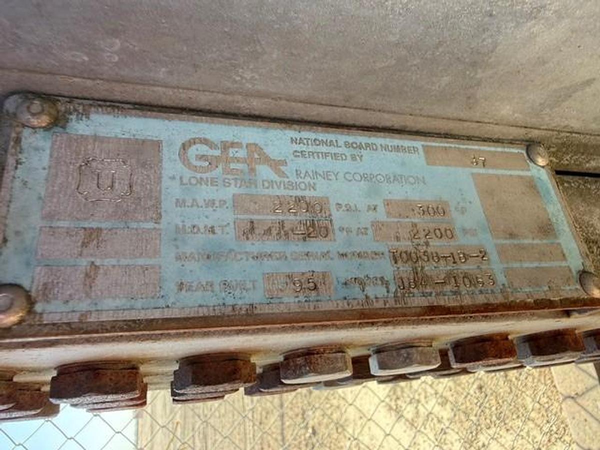 Used CAT G3406TA / Ariel JGA-4 Five Stage High Pressure Compressor Package Size 11” x 6.125” x 3.625” x 3” x 1.5” SN F-10097