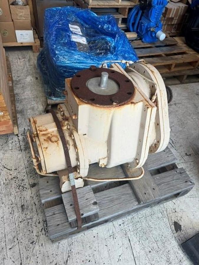 Used Leroi Compressor Model: A219