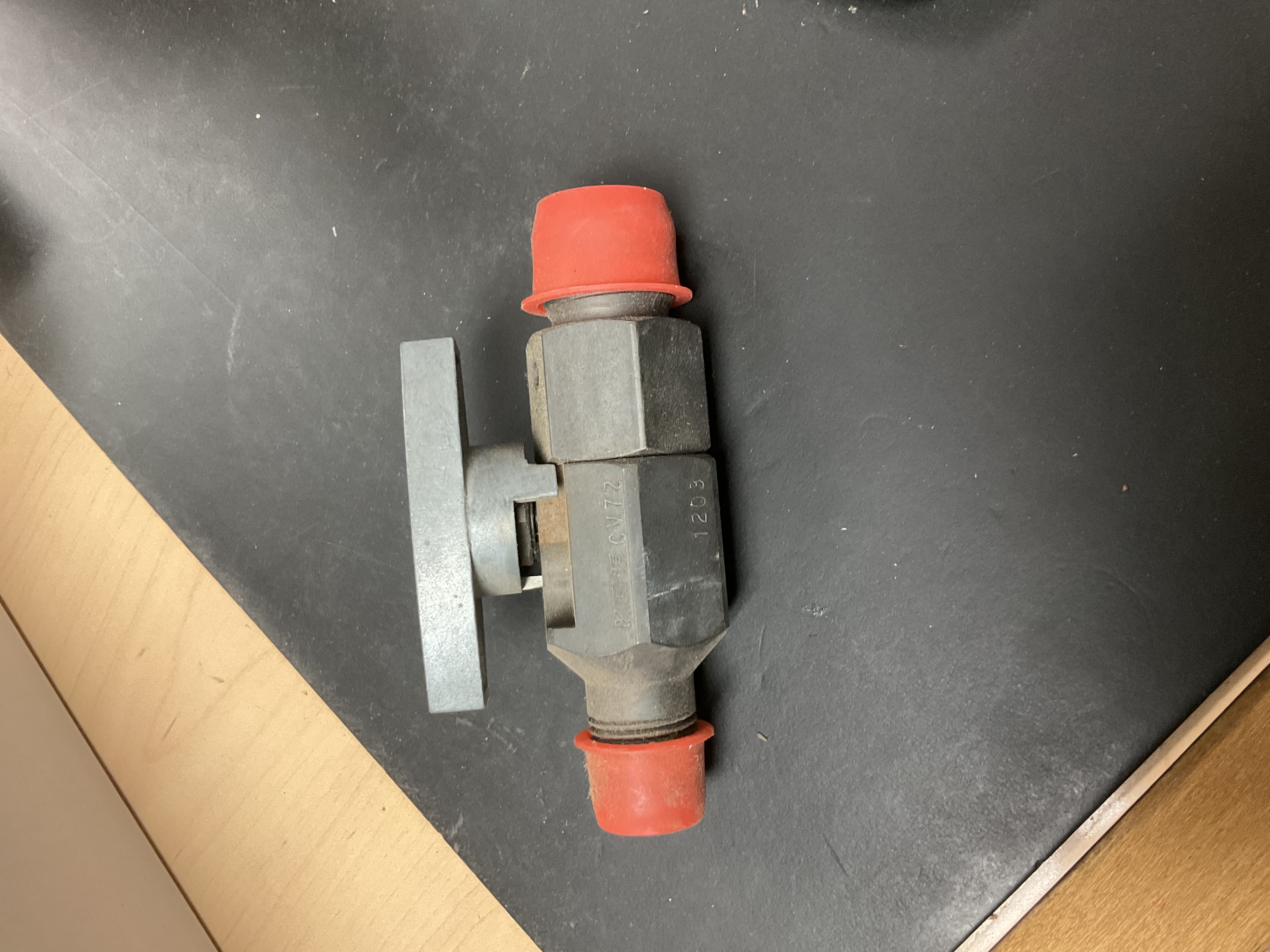 Kiene CV-72 Indicator Valve PN 1/2in