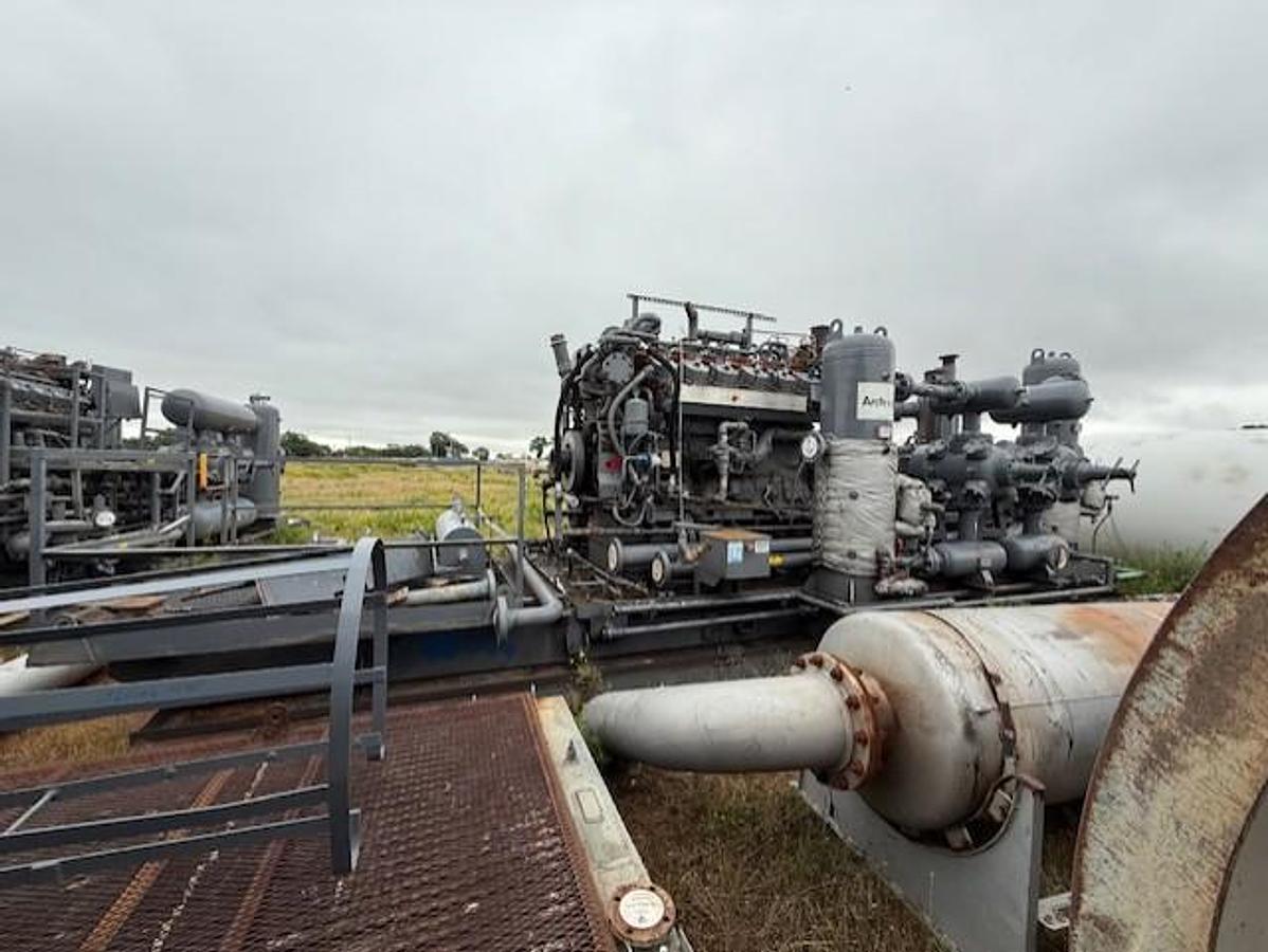 Used Waukesha L7044GSI / Ariel JGK-4 Three Stage Compressor Package SN F-17437 Size 13.625" x 13.625" x 9.625" x 6.75" with 156EH Cooler