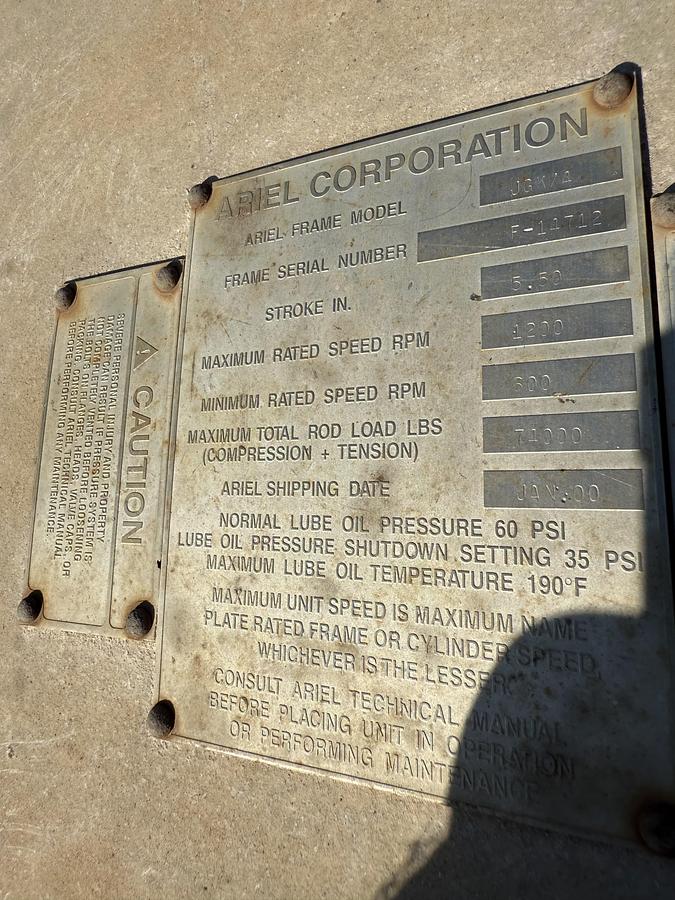 Used Ariel JGK-4 Compressor Frame SN F-14712 with 4 cylinders size 12.5" x 12.5" x 9.625" x 6.25"