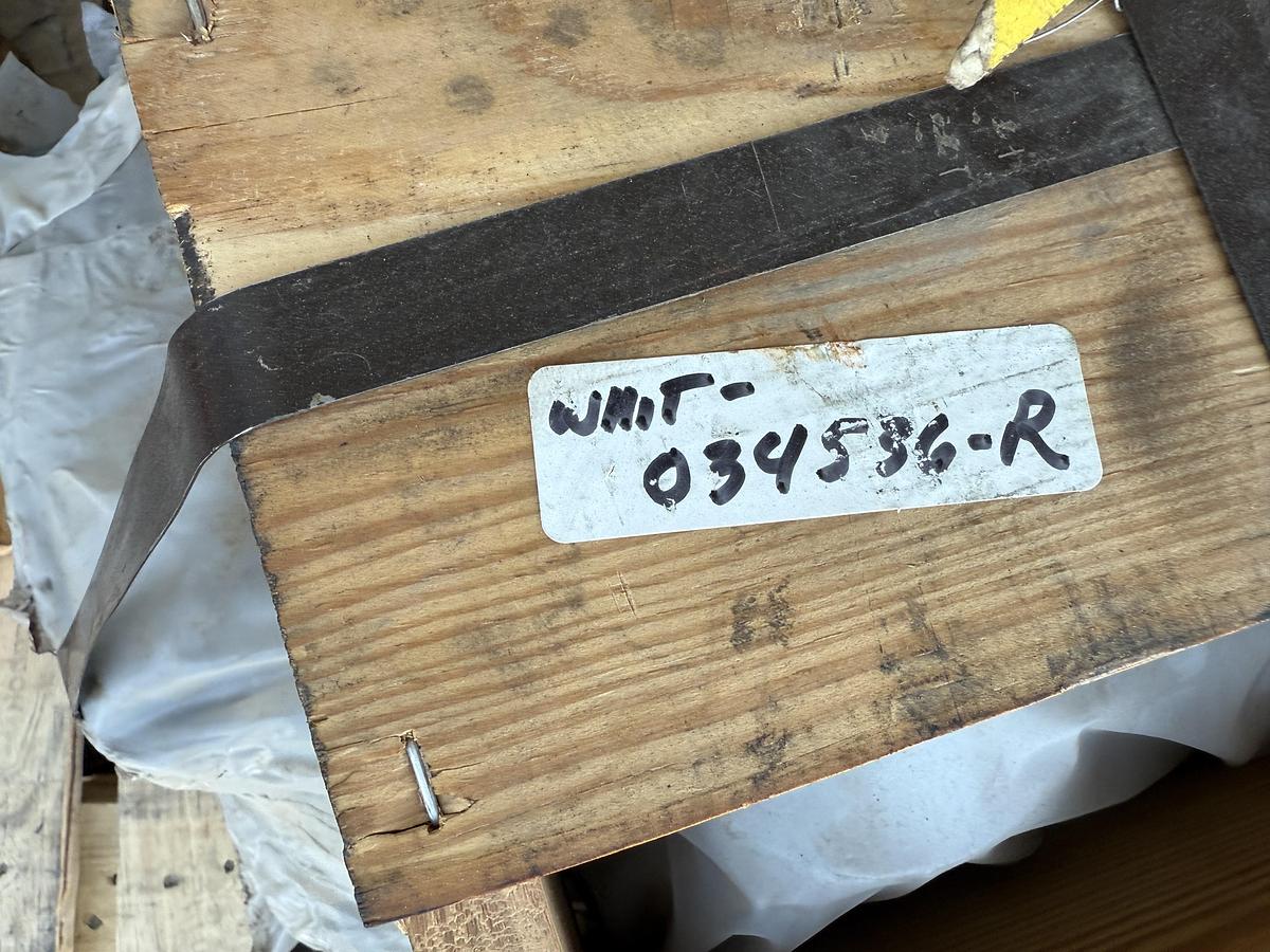 Used White Superior 8G825