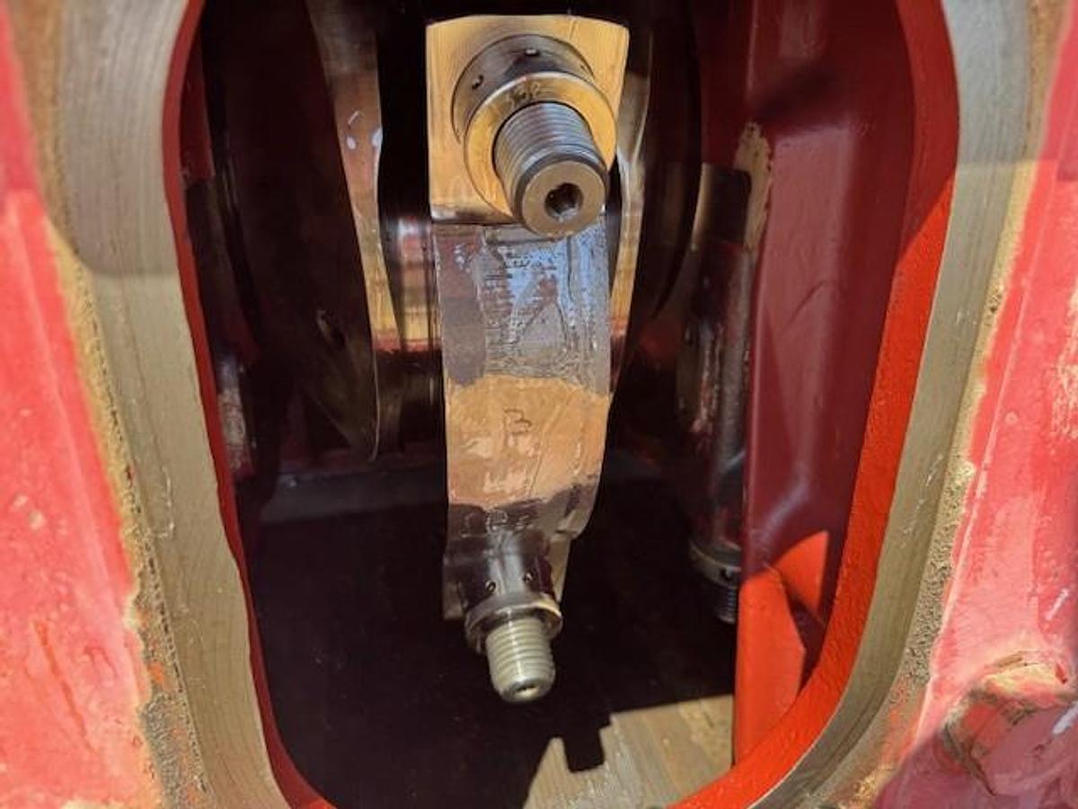 Used Waukesha 8LAT27GL Natural Gas Engine SN: C-80393/01