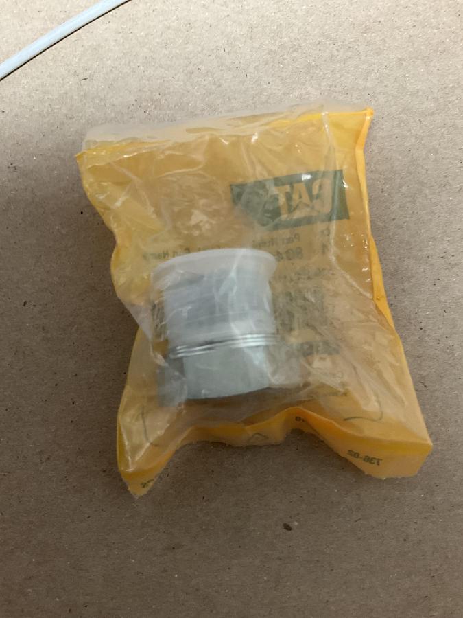 Cat M22X1.5 Thread Hex-Drive Plug PN: 8C-4424