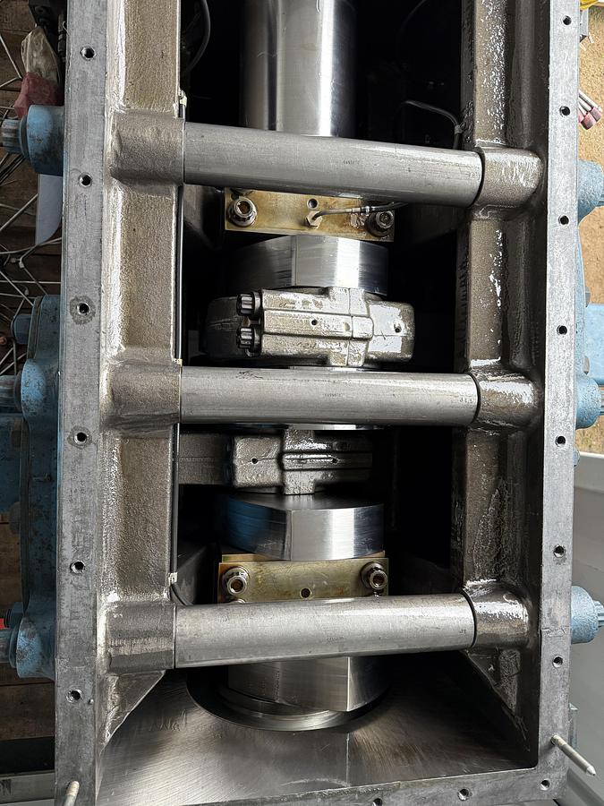 Ariel JGC-4 Compressor Frame SN F-31200 - new/unused condition