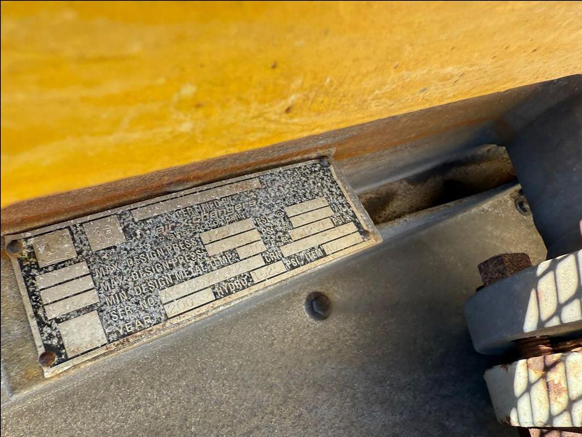 Used Waukesha L7044GSI / Ariel JGK-2 Compressor Package SN F-18820 Size 11" x 6.25"