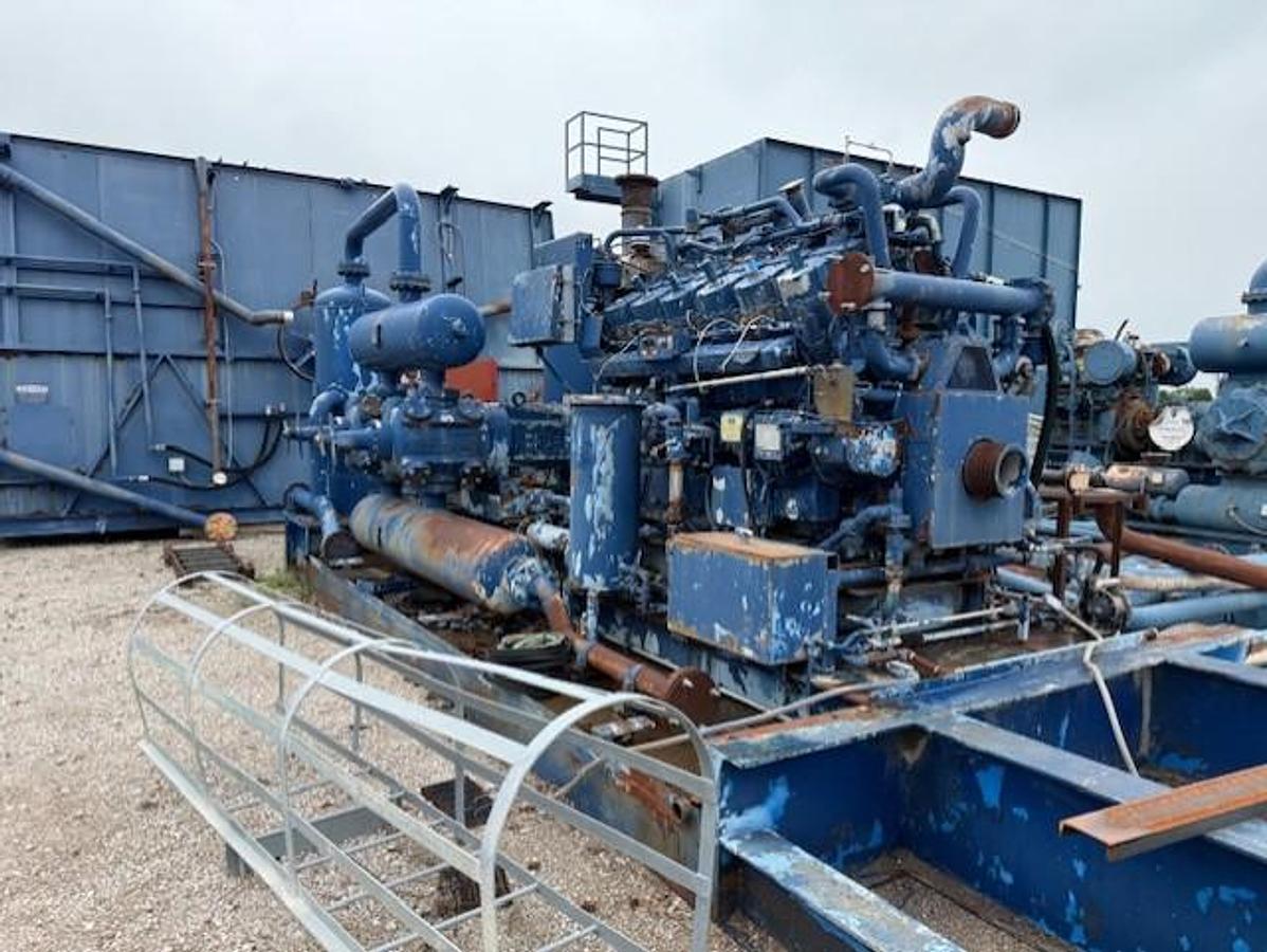 Used Waukesha L7044GSI SN C-13276-2 / Ariel JGK-4 Two Stage Compressor Package SN F-16289 Size 9.625” x 9.625” x 6.75” x 6.75” with 168FZV Cooler 