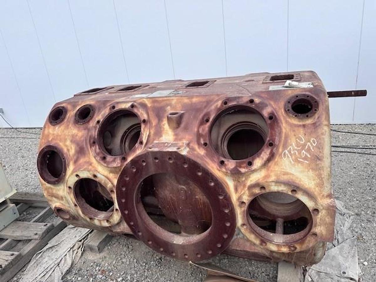 Used Ingersoll Rand 31.5” x 15” stroke KVR 350 # Cylinder SN 4T-9216