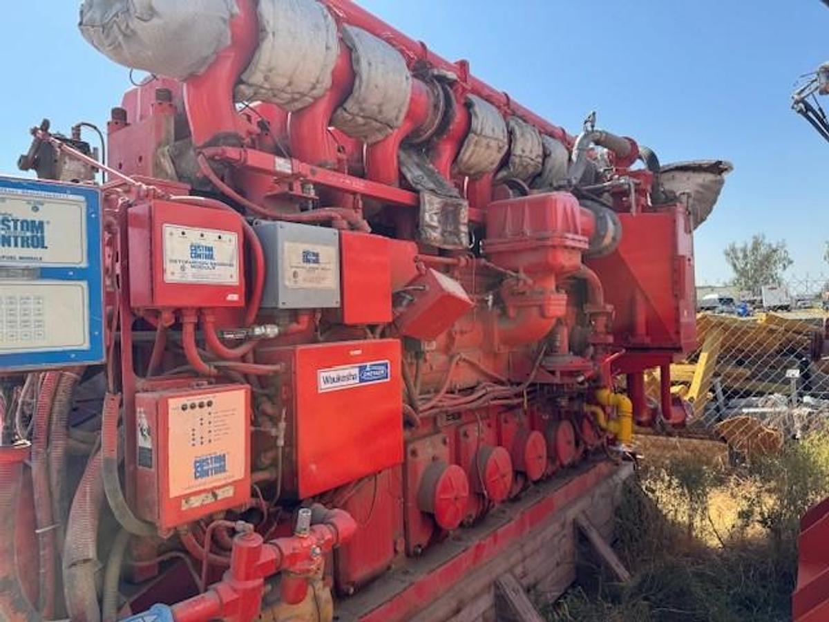 Used Waukesha 8LAT27GL Natural Gas Engine SN: C-80393/01