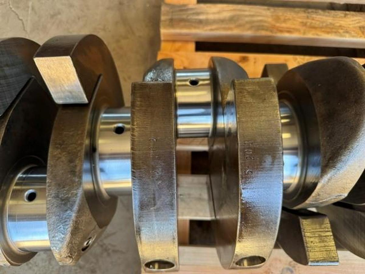 Used Waukesha H24 Crankshaft PN E301111