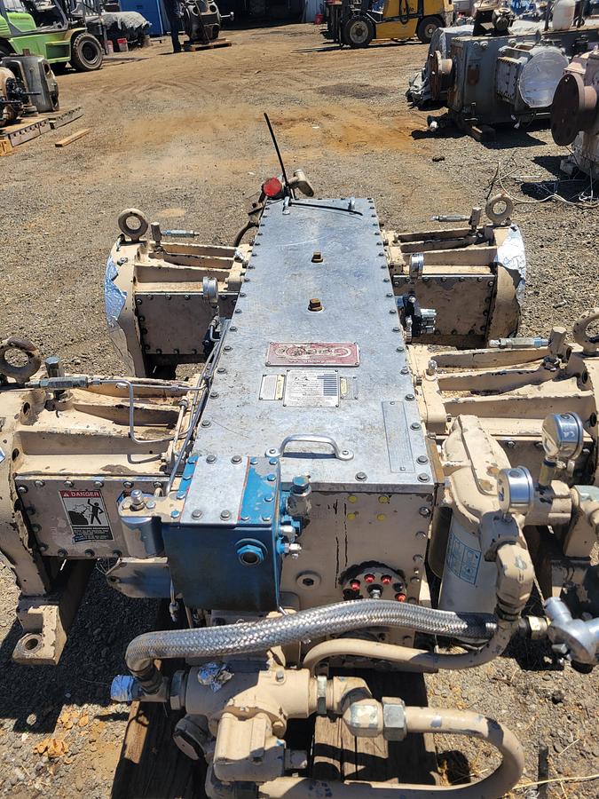 Used Ariel JGW-4-3 STAGE S/N F-17922 MFG 04/202 Size 13.5 x 13.5 x 10.375 x 6” x 4 1/4 Stroke